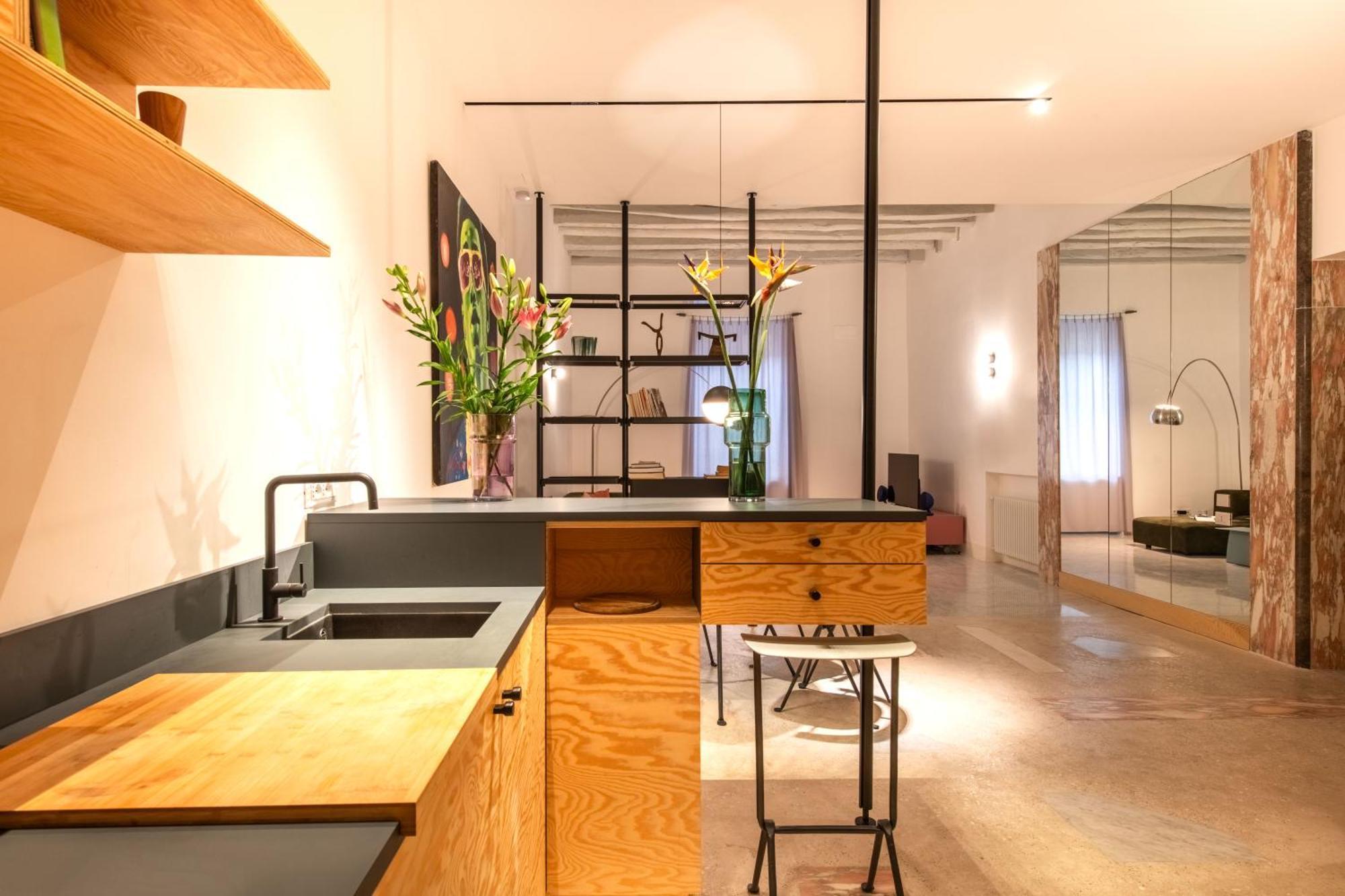 Sartoria Cavour - Modern Sicilian Elegance In A Former Tailor Shop باليرمو المظهر الخارجي الصورة